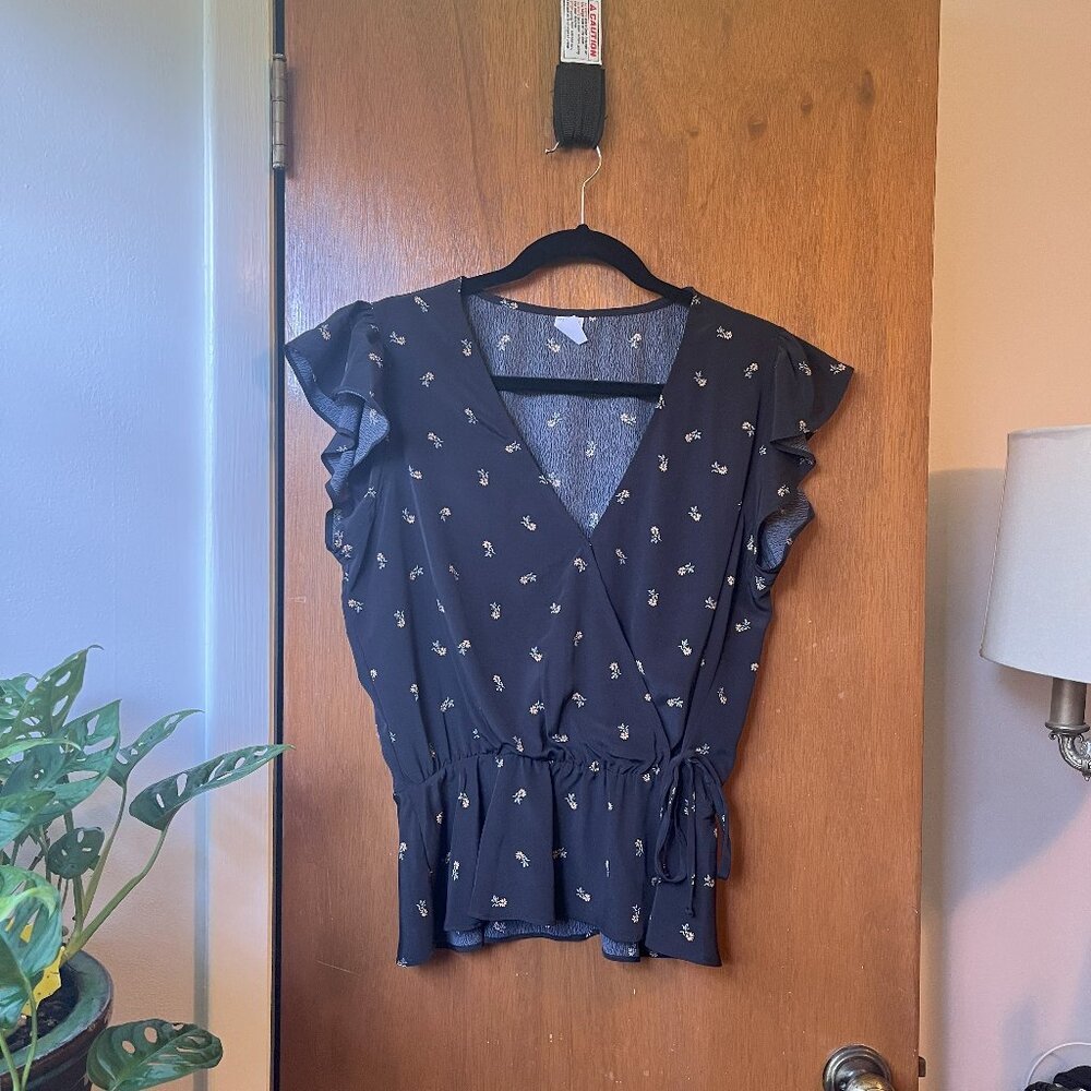 Stylish Black Floral Faux Wrap Top with Ruffle Sleeves - Size M